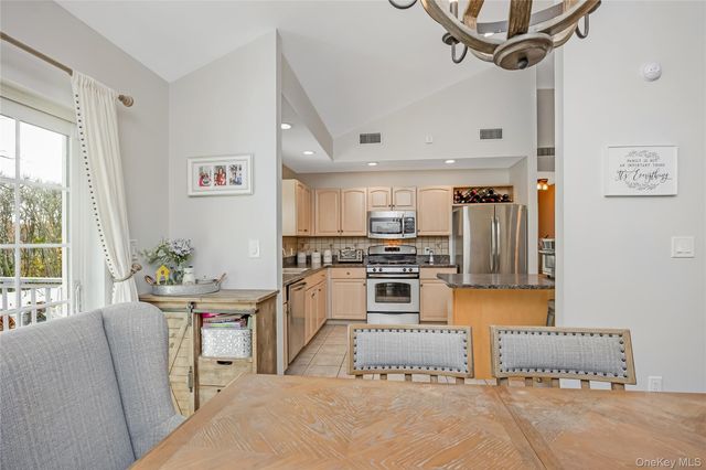 1291 Boston Avenue, Bay Shore, NY 11706