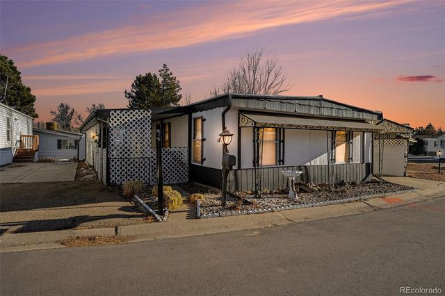 3500 S King Street, Denver, CO 80236