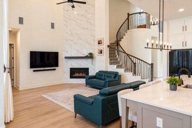 539 Great Lawn BND, Liberty Hill, TX 78642