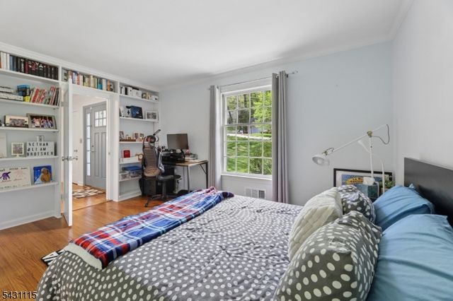 4 Barberry Way, Essex Fells Twp., NJ 07021