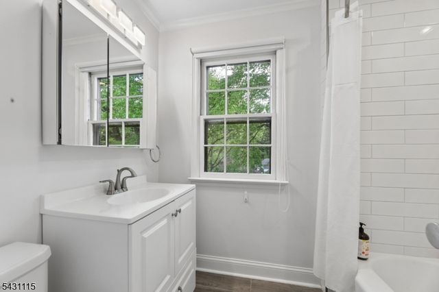 4 Barberry Way, Essex Fells Twp., NJ 07021