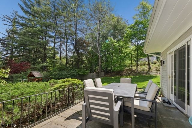 4 Barberry Way, Essex Fells Twp., NJ 07021