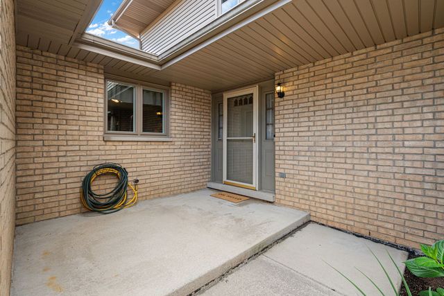 7617 W 158th Court, Orland Park, IL 60462