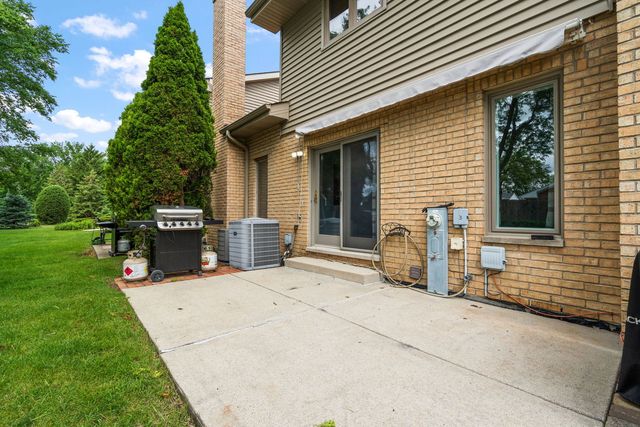 7617 W 158th Court, Orland Park, IL 60462