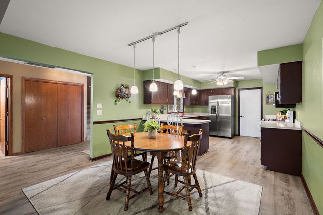 7617 W 158th Court, Orland Park, IL 60462