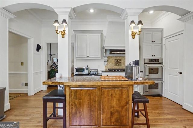 2755 Mack Dobbs Road, Kennesaw, GA 30152