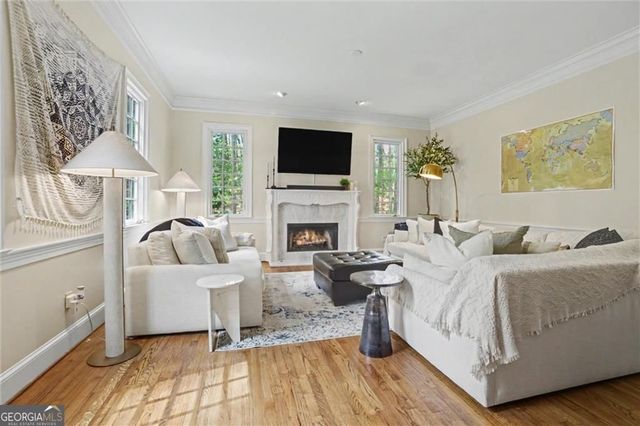 2755 Mack Dobbs Road, Kennesaw, GA 30152