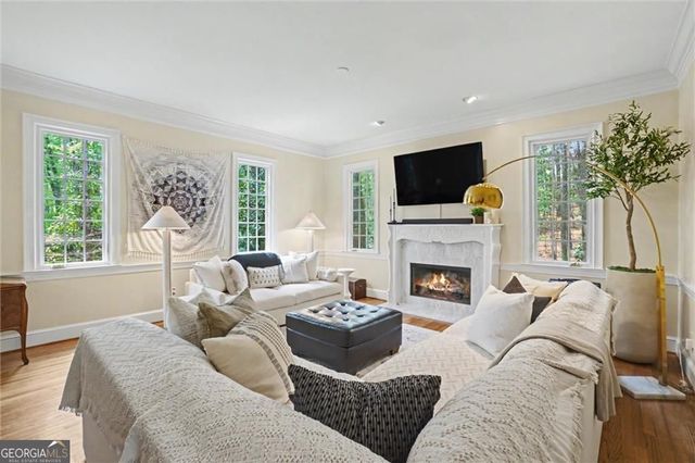 2755 Mack Dobbs Road, Kennesaw, GA 30152