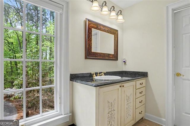2755 Mack Dobbs Road, Kennesaw, GA 30152