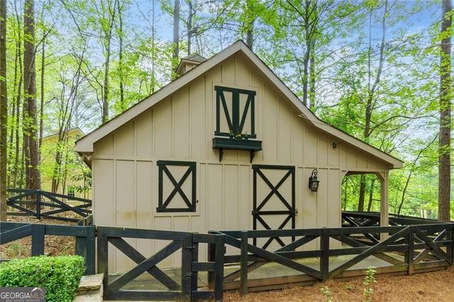 2755 Mack Dobbs Road, Kennesaw, GA 30152