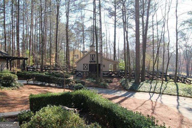 2755 Mack Dobbs Road, Kennesaw, GA 30152