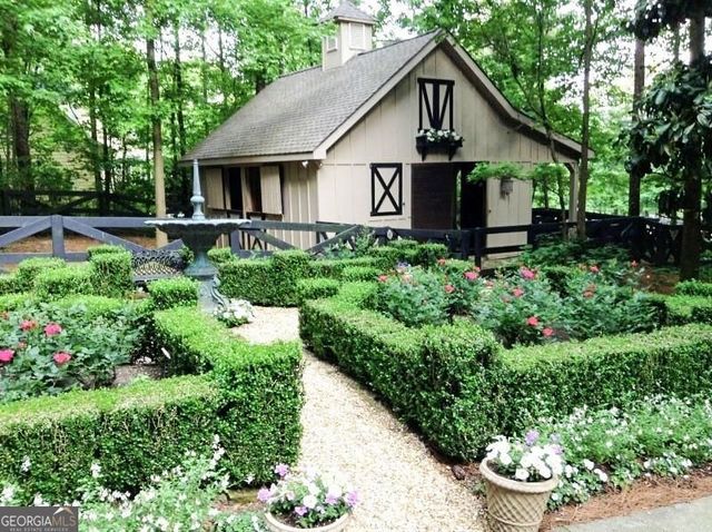 2755 Mack Dobbs Road, Kennesaw, GA 30152