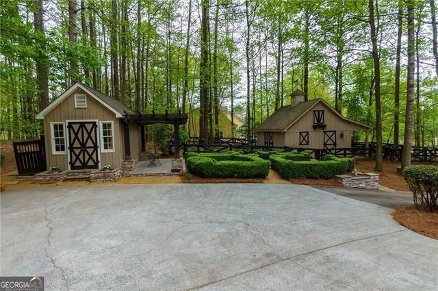2755 Mack Dobbs Road, Kennesaw, GA 30152