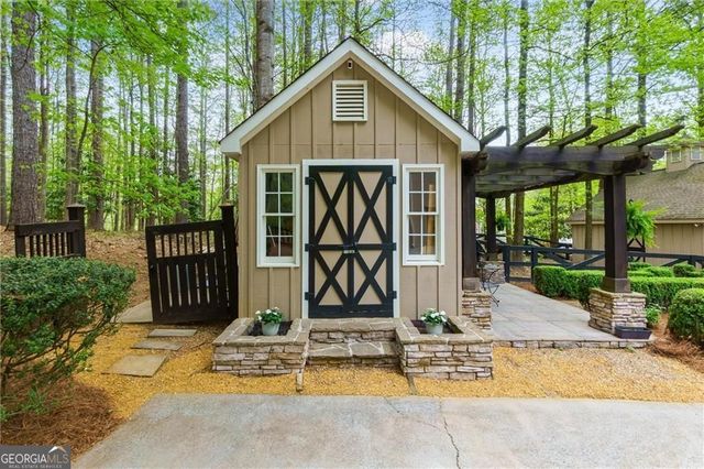 2755 Mack Dobbs Road, Kennesaw, GA 30152