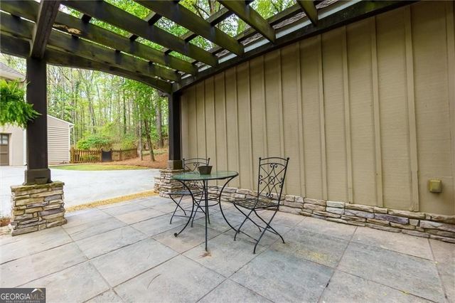 2755 Mack Dobbs Road, Kennesaw, GA 30152