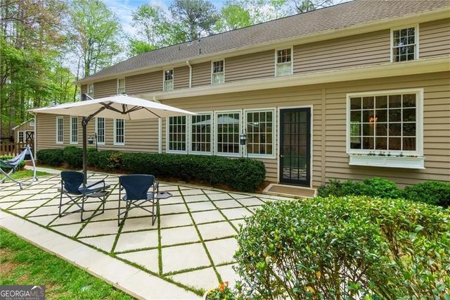 2755 Mack Dobbs Road, Kennesaw, GA 30152