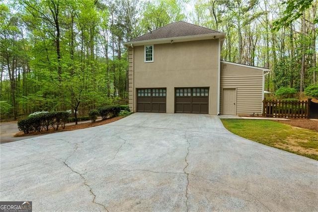 2755 Mack Dobbs Road, Kennesaw, GA 30152