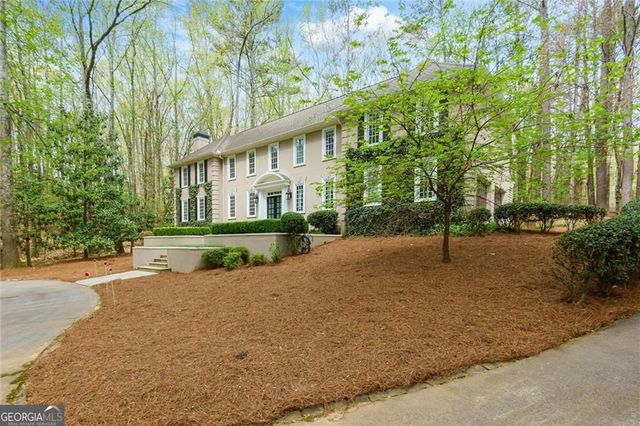 2755 Mack Dobbs Road, Kennesaw, GA 30152