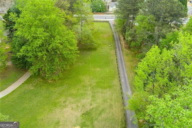 2755 Mack Dobbs Road, Kennesaw, GA 30152