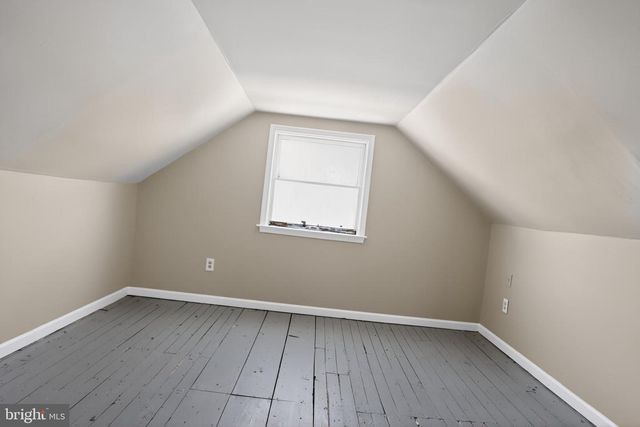 1825 DUTTON MILL RD, Aston, PA 19014