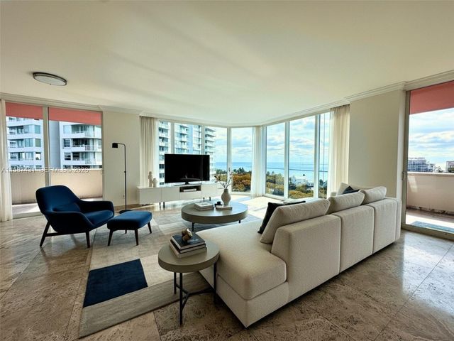 300 S Pointe Dr 1001, Miami Beach, FL 33139