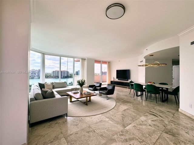 300 S Pointe Dr 1001, Miami Beach, FL 33139