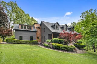 1 Saddleworth Place, Bentonville, AR 72712