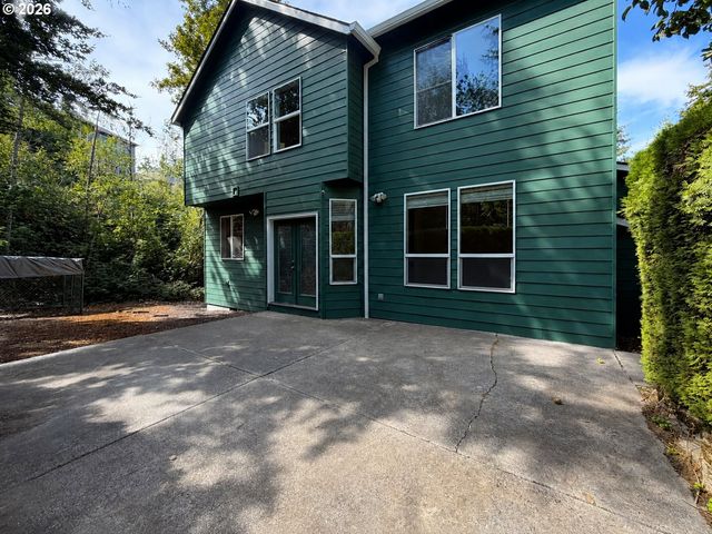 8348 Se 140TH Ct, Portland, OR 97236