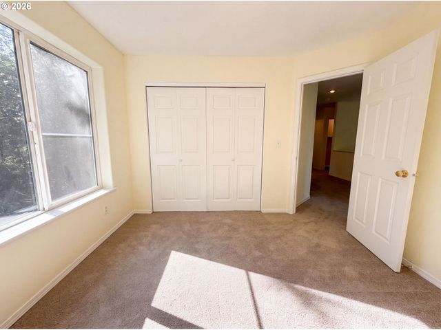 8348 Se 140TH Ct, Portland, OR 97236