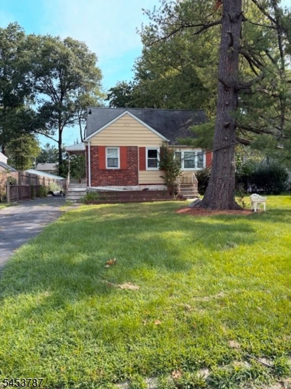 1305 Frances Ter, Westfield Town, NJ 07090
