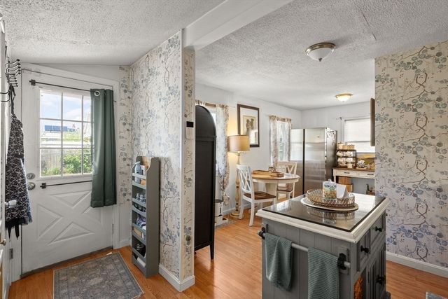 39 Macy St, Quincy, MA 02169