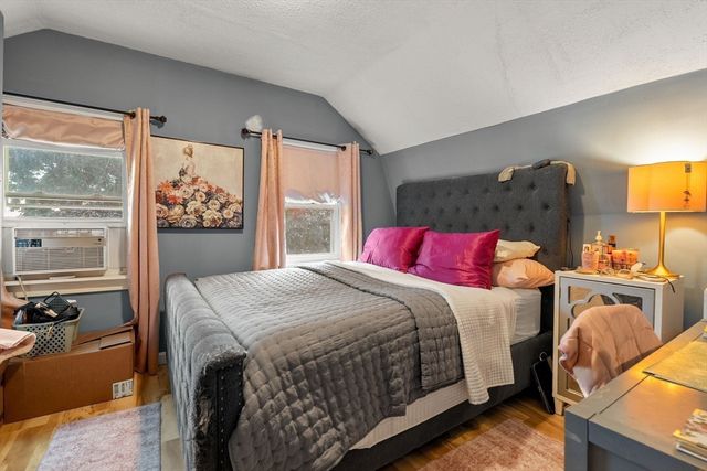 39 Macy St, Quincy, MA 02169