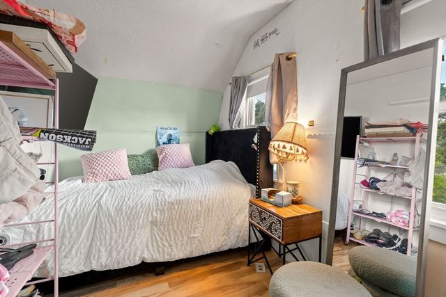 39 Macy St, Quincy, MA 02169
