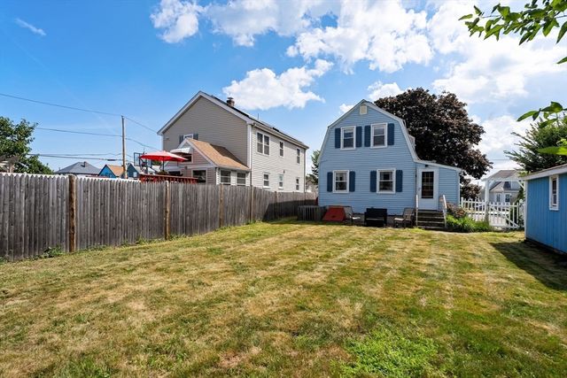 39 Macy St, Quincy, MA 02169