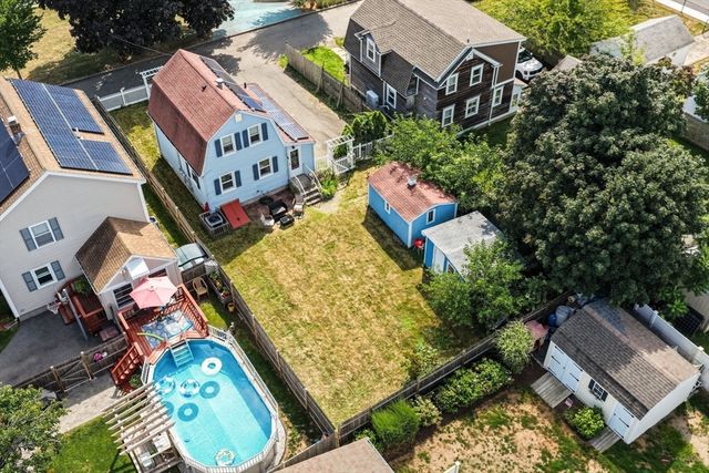 39 Macy St, Quincy, MA 02169