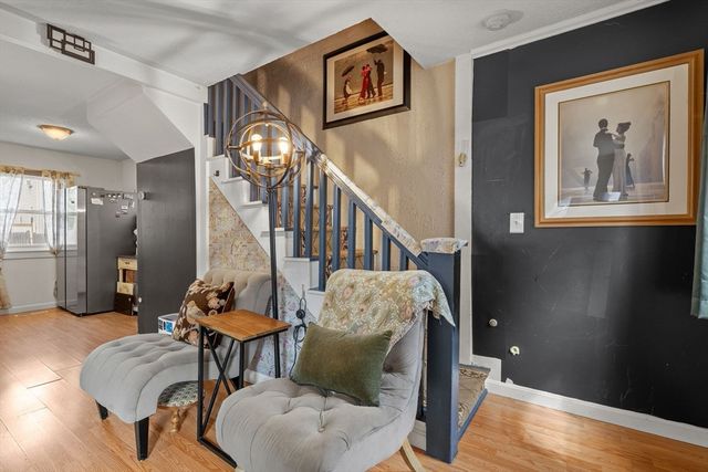 39 Macy St, Quincy, MA 02169