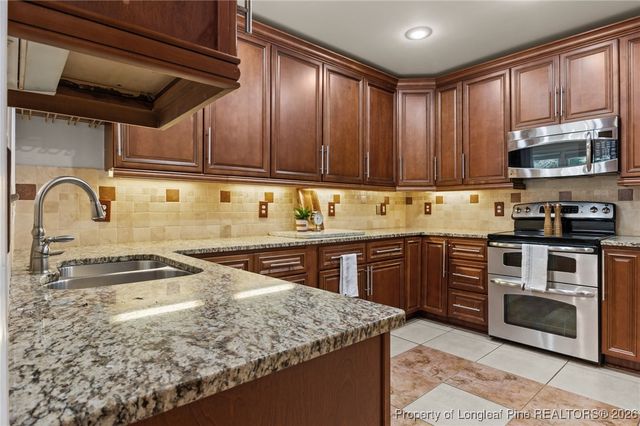 316 Pinecrest Drive, Fayetteville, NC 28305