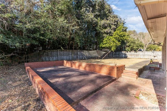 316 Pinecrest Drive, Fayetteville, NC 28305