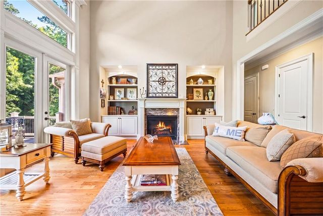 1032 Windsor Green Drive, Canton, GA 30115