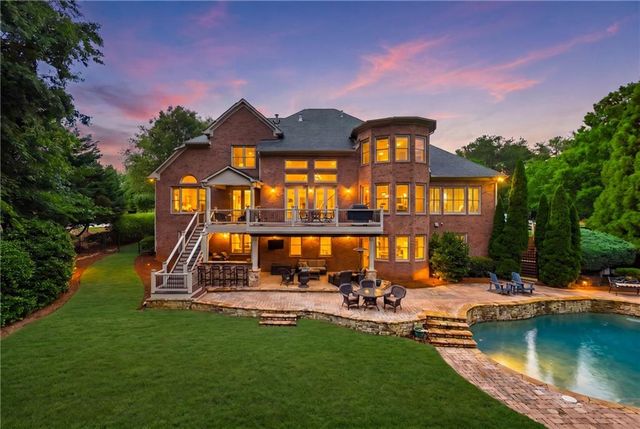 1032 Windsor Green Drive, Canton, GA 30115