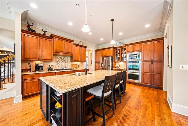 1032 Windsor Green Drive, Canton, GA 30115