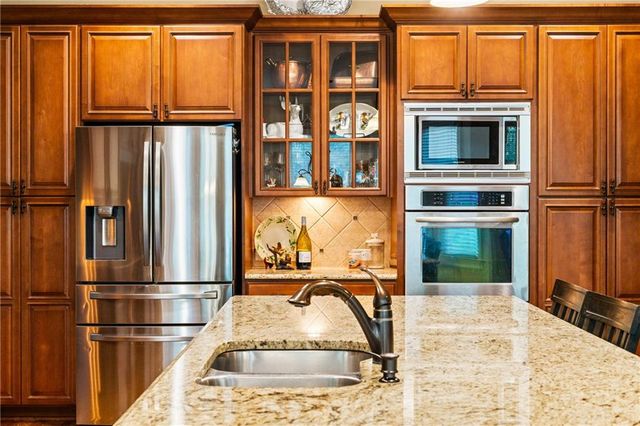 1032 Windsor Green Drive, Canton, GA 30115
