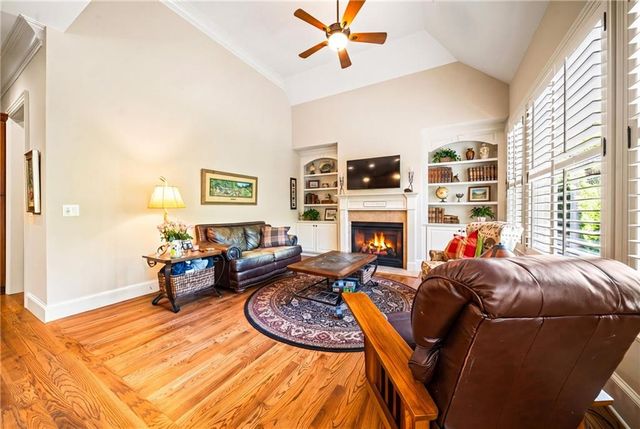 1032 Windsor Green Drive, Canton, GA 30115