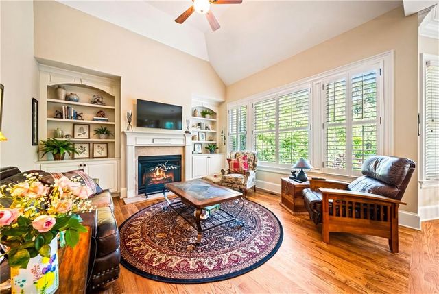 1032 Windsor Green Drive, Canton, GA 30115