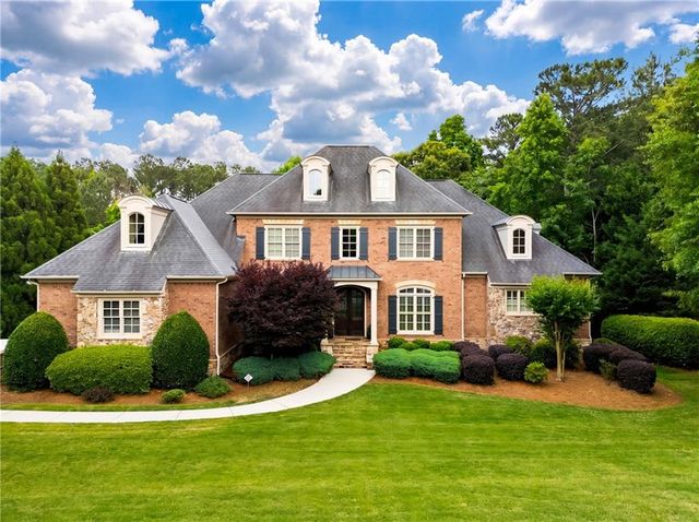 1032 Windsor Green Drive, Canton, GA 30115