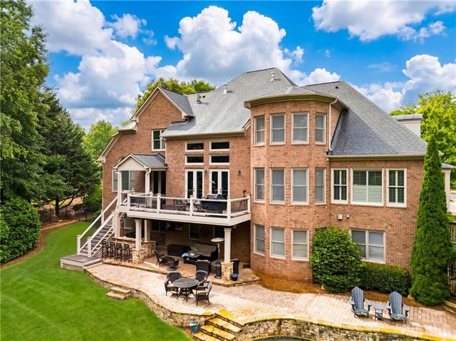 1032 Windsor Green Drive, Canton, GA 30115