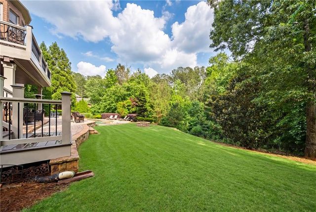 1032 Windsor Green Drive, Canton, GA 30115