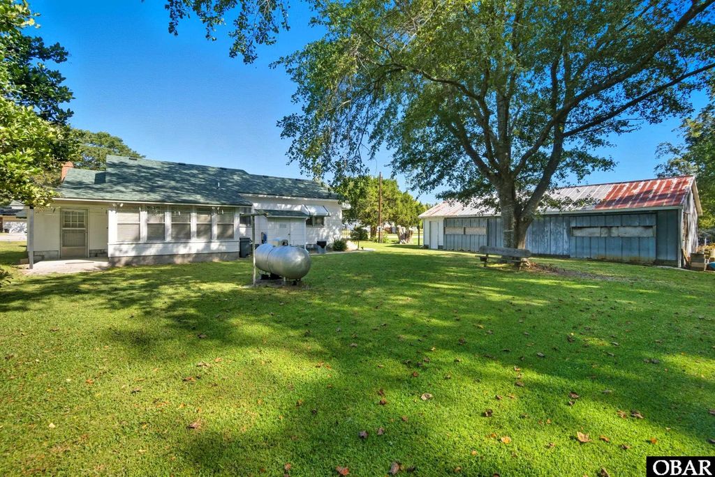 Image 4 of property listing at 163 Maple Road, Maple, NC 27956