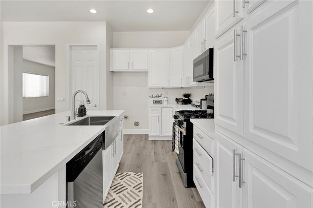 10854 Aster, Apple Valley, CA 92308