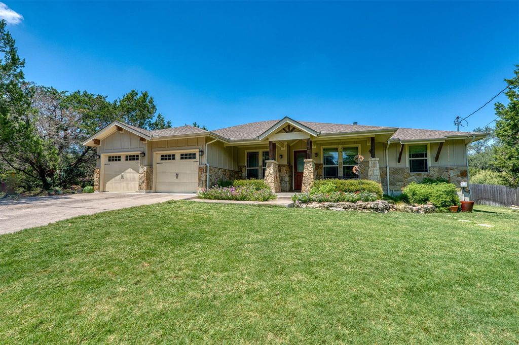 706 Rogart DR, Spicewood, TX 78669